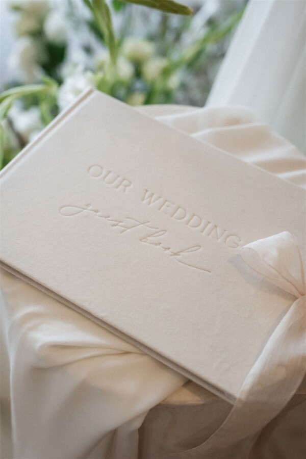 Wedding Guest Book Velvet Ivory + Keepsake Box - Image 6